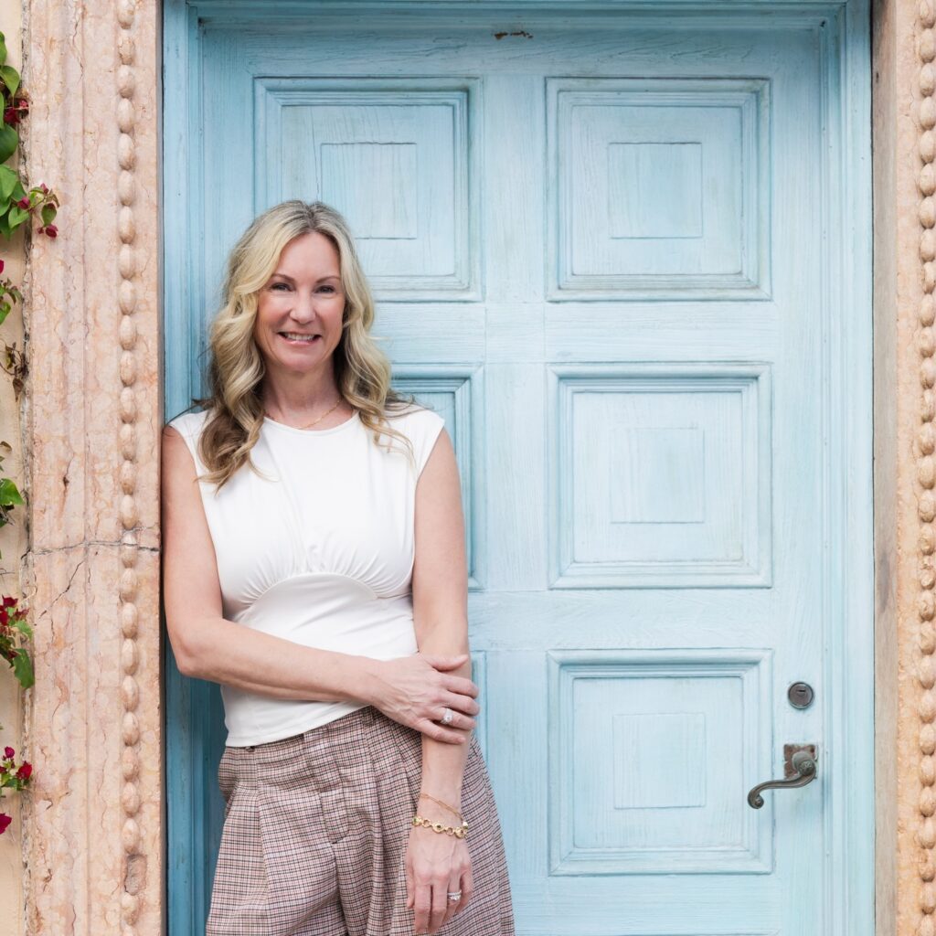 Dianne Agro headshot